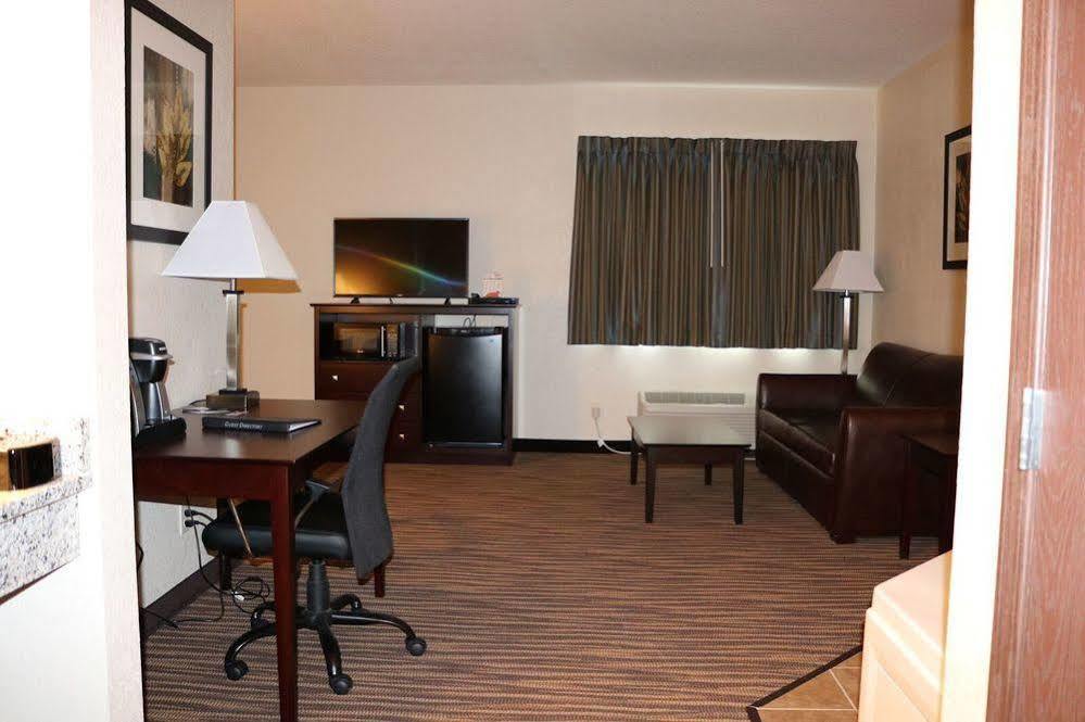 Cobblestone Inn & Suites Maryville Luaran gambar